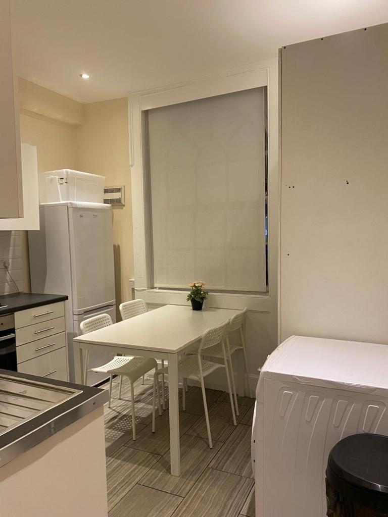 Lovely Private Rooms In Camden, Central Londra Esterno foto